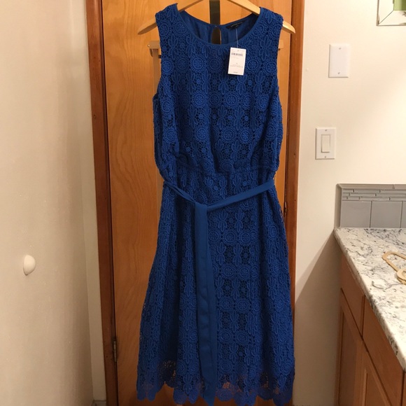 Lands' End Dresses & Skirts - Women’s fully lined lace dress NWT Size 16